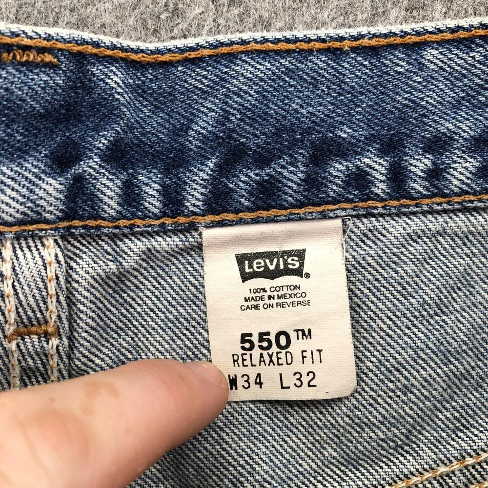 Levis 550 Jeans Mens 34x32 Blue Stone Wash Relaxed Tapered Denim Distressed